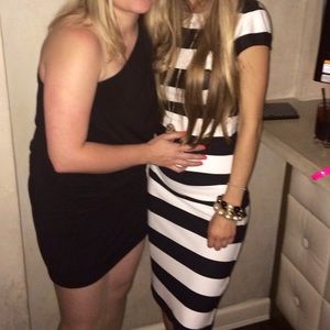 Stretchy black & white midi dress